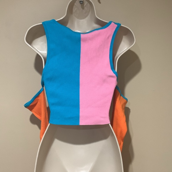 Hera Collection cold shoulder top - Picture 5 of 7